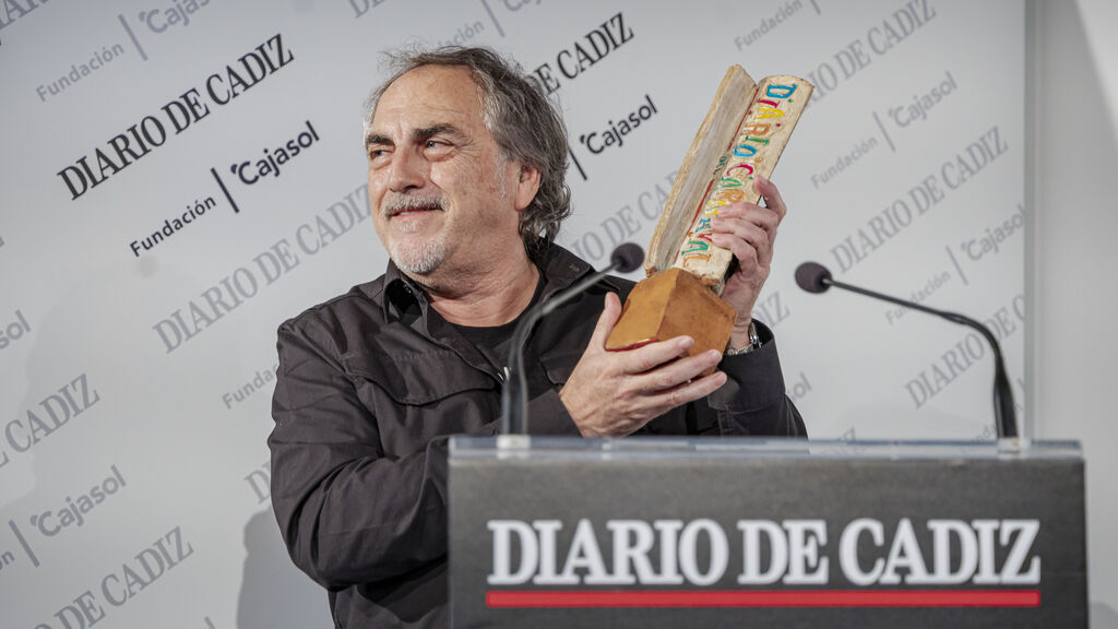 Entrega del  VIII Premio 'Emilio L&oacute;pez' a la chirigota de 'El Selu'