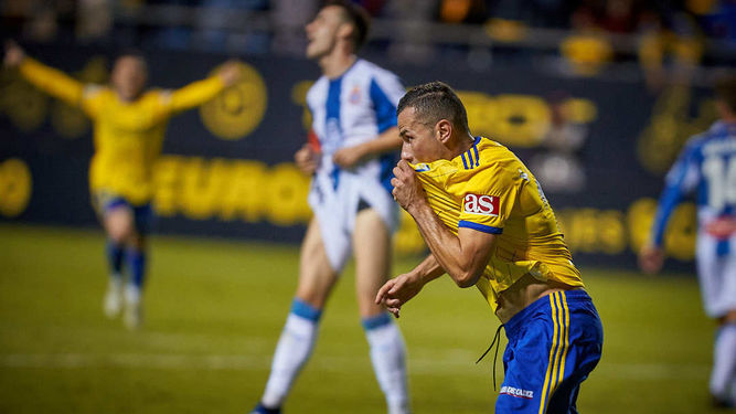 Azamoum celebra el gol que marcó en el duelo copero contra el Espanyol.